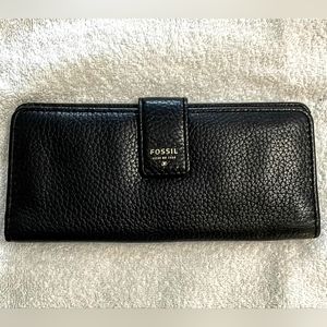 Fossil Black Leather Snap-Close Wallet